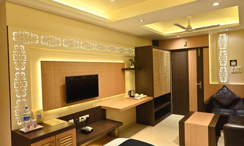 Hotel Royal Cottage Kanpur Exterior photo