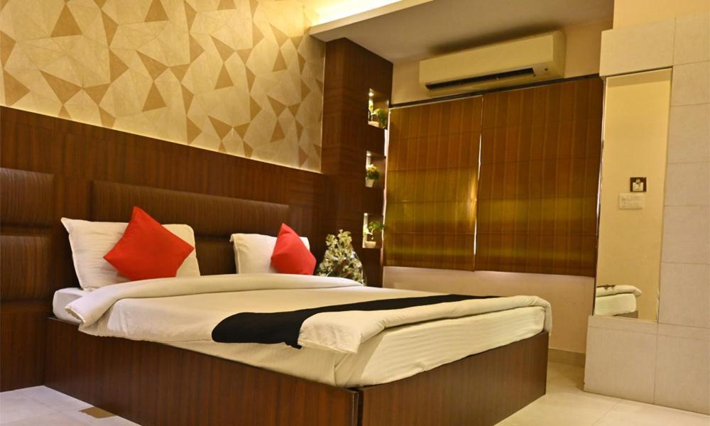 Hotel Royal Cottage Kanpur Exterior photo